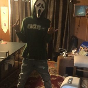 Meet your Posher, Robbie